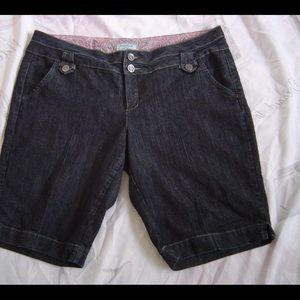 Boom Boom Jeans Plus size 22 jean shorts